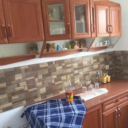 Apartament Marian Lägenhet Orşova Exteriör bild